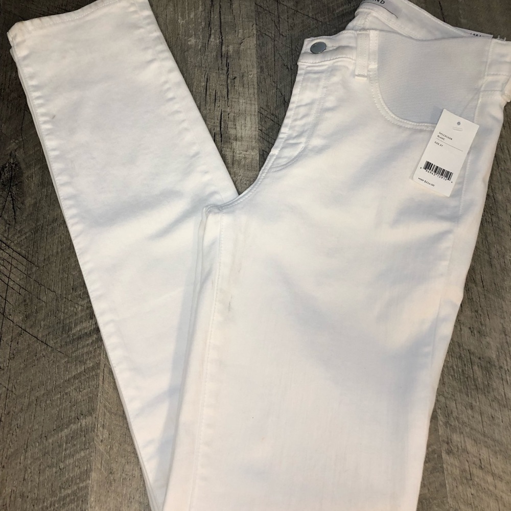 Maternity J Brand Size 27 Mama J White Skinny Jean